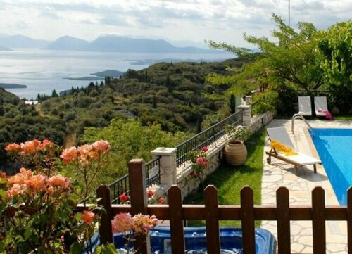 Гостиница Executive Villa Meganisi With Private Pool