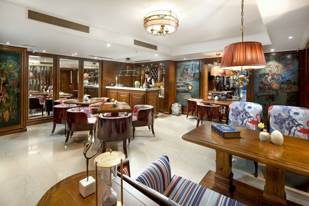 Фото Peridot Gallery Classic Hotel