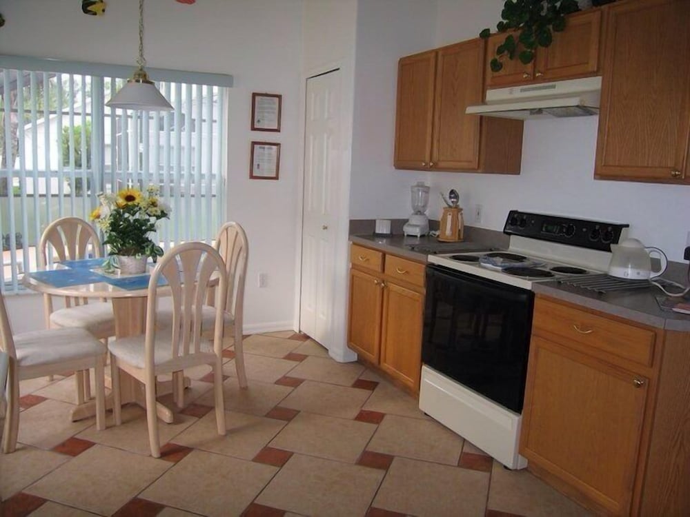 Фото Ov1755 - Eagle Pointe - 3 Bed 2 Baths Villa