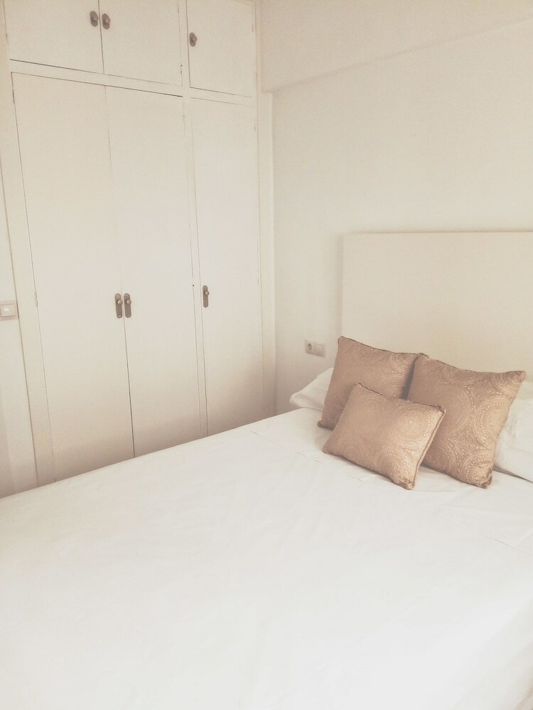 Фото Apartamentos Club La Farola