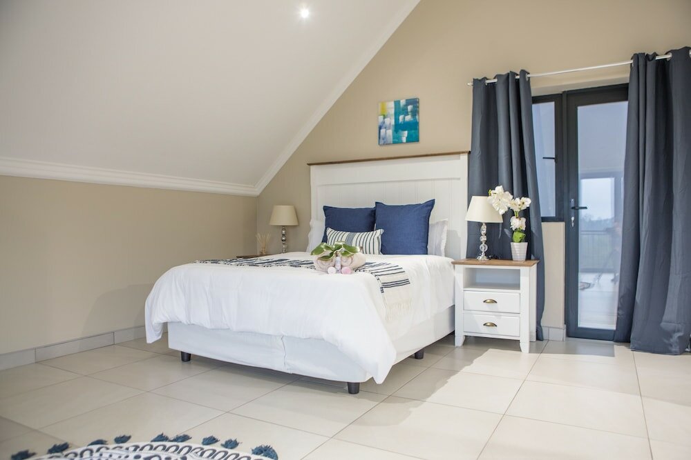 Фото The Living Collective