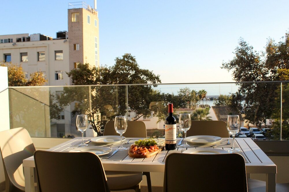 Фото Aqua Apartments Bellamar Marbella