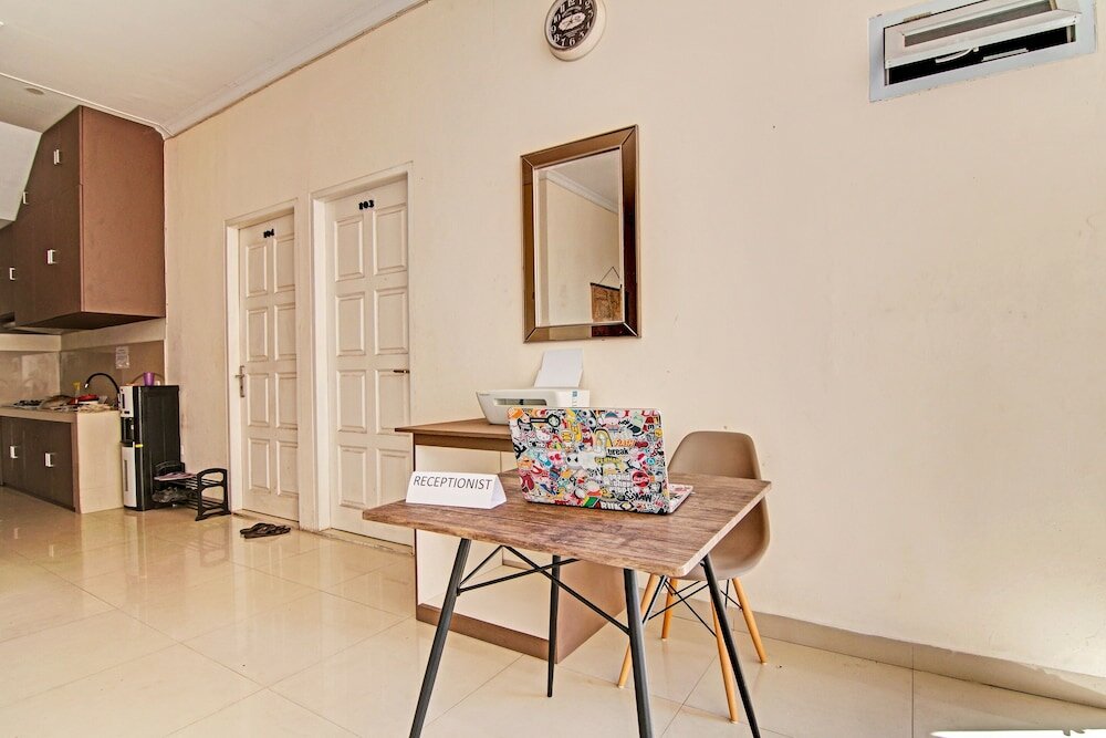 Фото Oyo 91269 R&s Living Residence