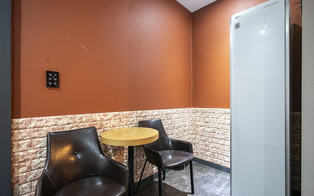 Фото Yeosu Hotel The B