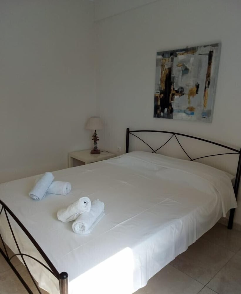 Фото Cozy Apartment Side View of Acropolis