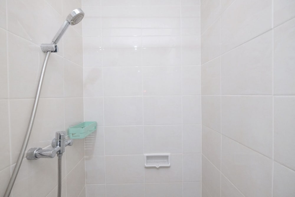 Фото Homey 1br with City View Green Bay Apartment