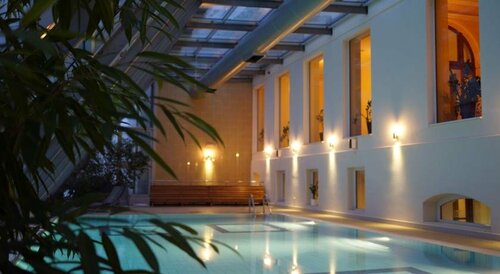 Гостиница Park Hotel Pelikan в Сомбатхее