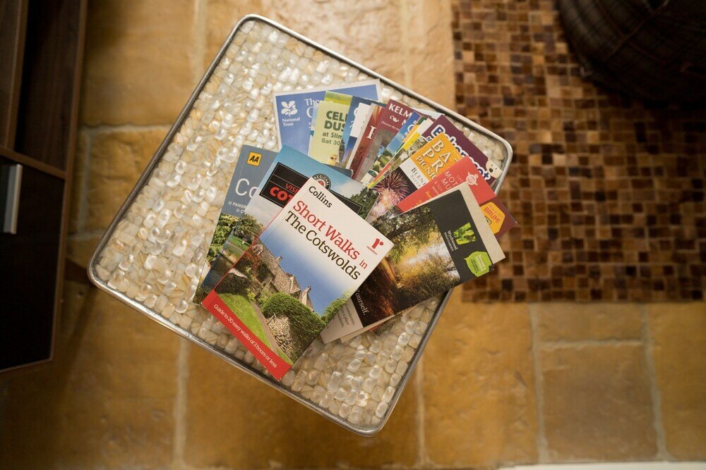 Фото Stunning 2-bed Cottage in Fordwells