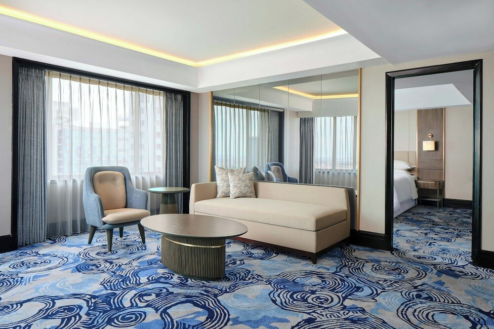 Фото Sheraton Surabaya Hotel and Towers