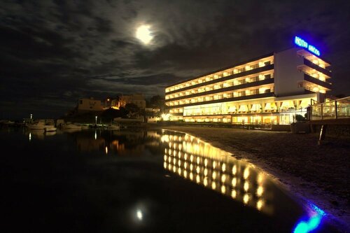 Гостиница Hotel Argos в Ивисе