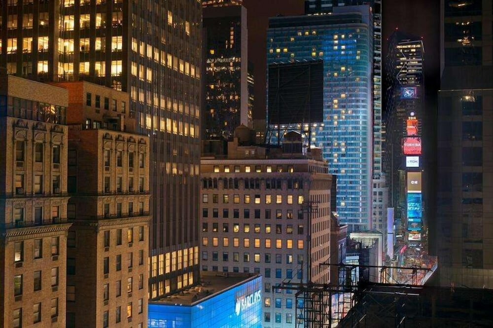 Фото The Manhattan at Times Square Hotel