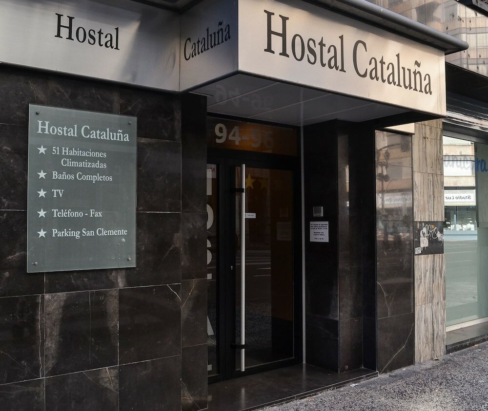 Фото Hostal Cataluña