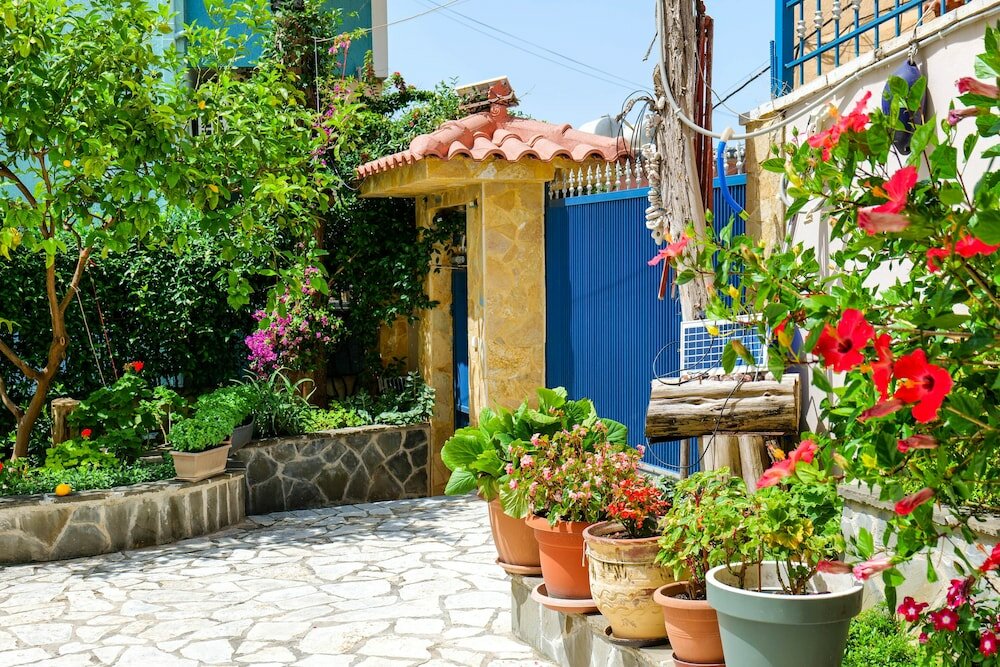 Фото Elidon Apartments