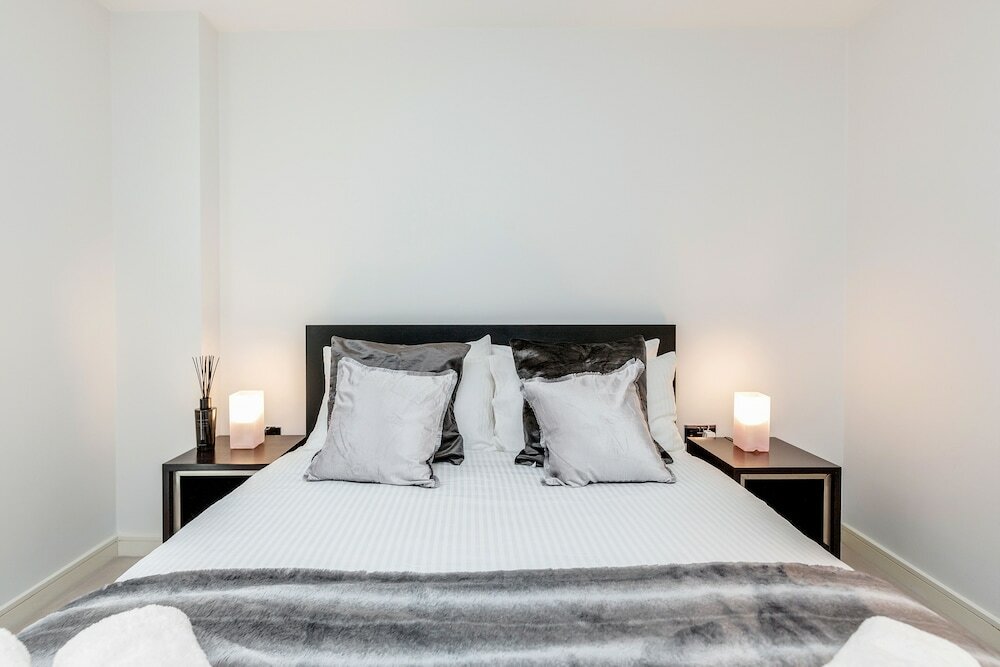 Фото Gatliff Road Apartments