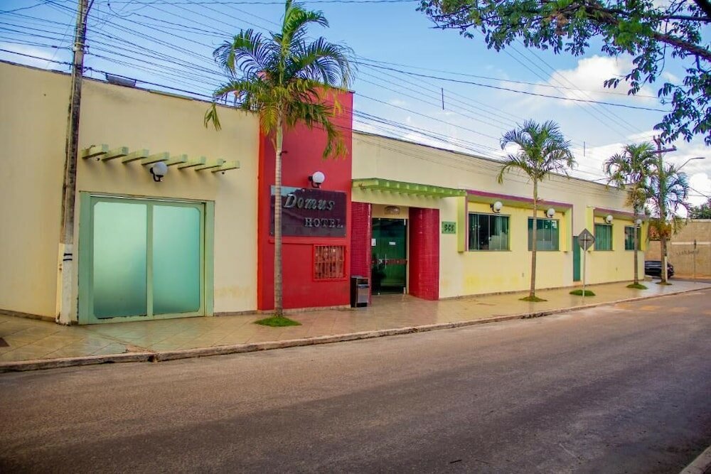 Фото отеля 2