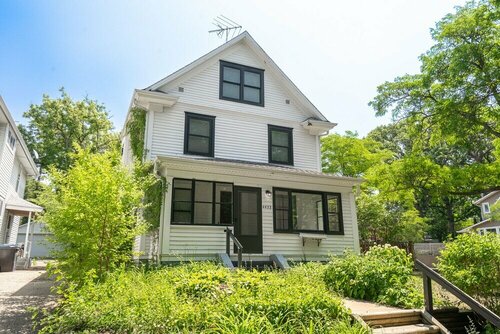 Гостиница Linden Hills Luxury Charmer в Миннеаполисе