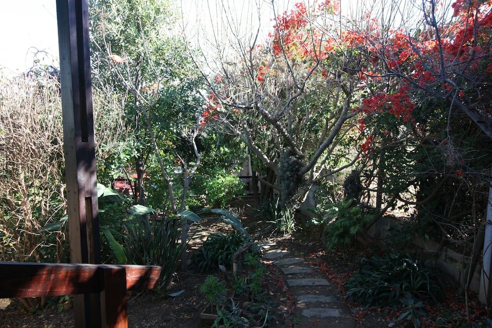 Фото Covenant Well Guest House