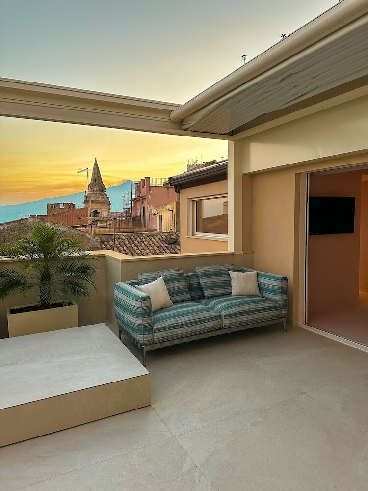 Фото Taormina Infinity Suites