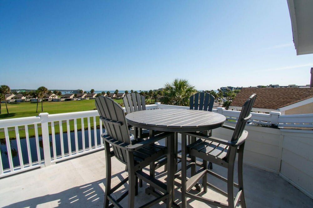 Фото 326 Ocean Point Drive