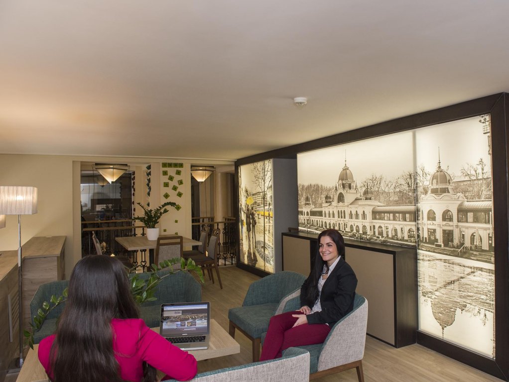 Фото Three Corners Hotel Art