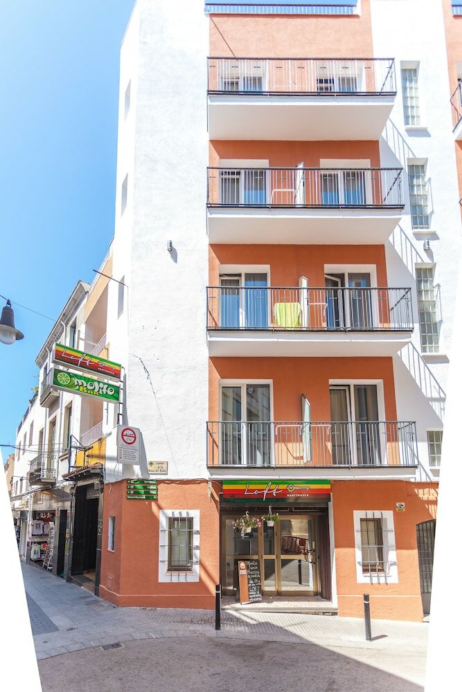 Фото Loft Apartments - Hostel