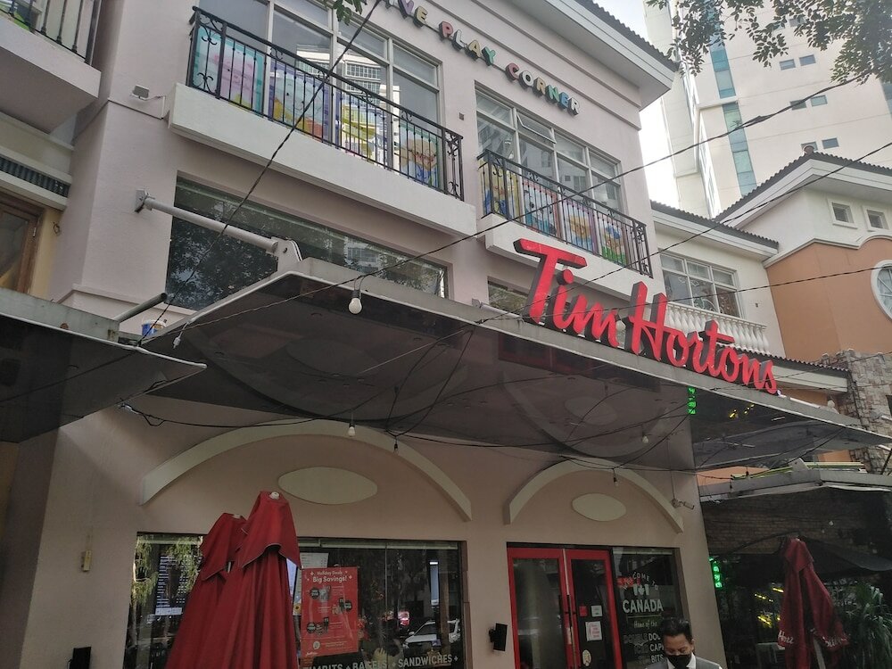 Фото Forbes Park Area Bgc