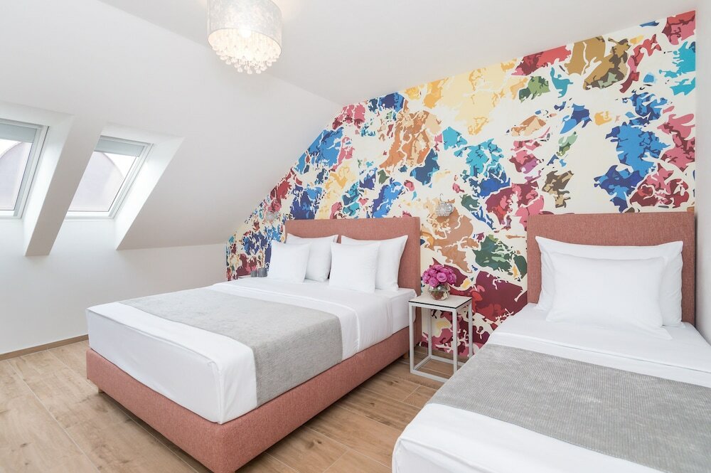 Фото Eight Secrets Boutique Residence