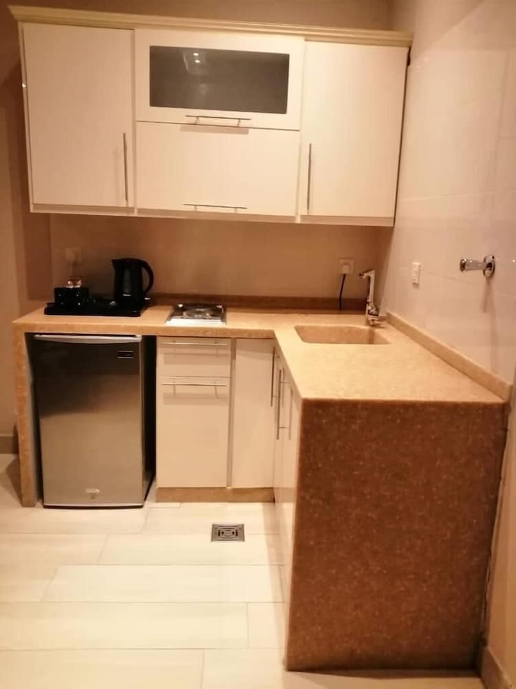 Фото Banan Hotel Suite