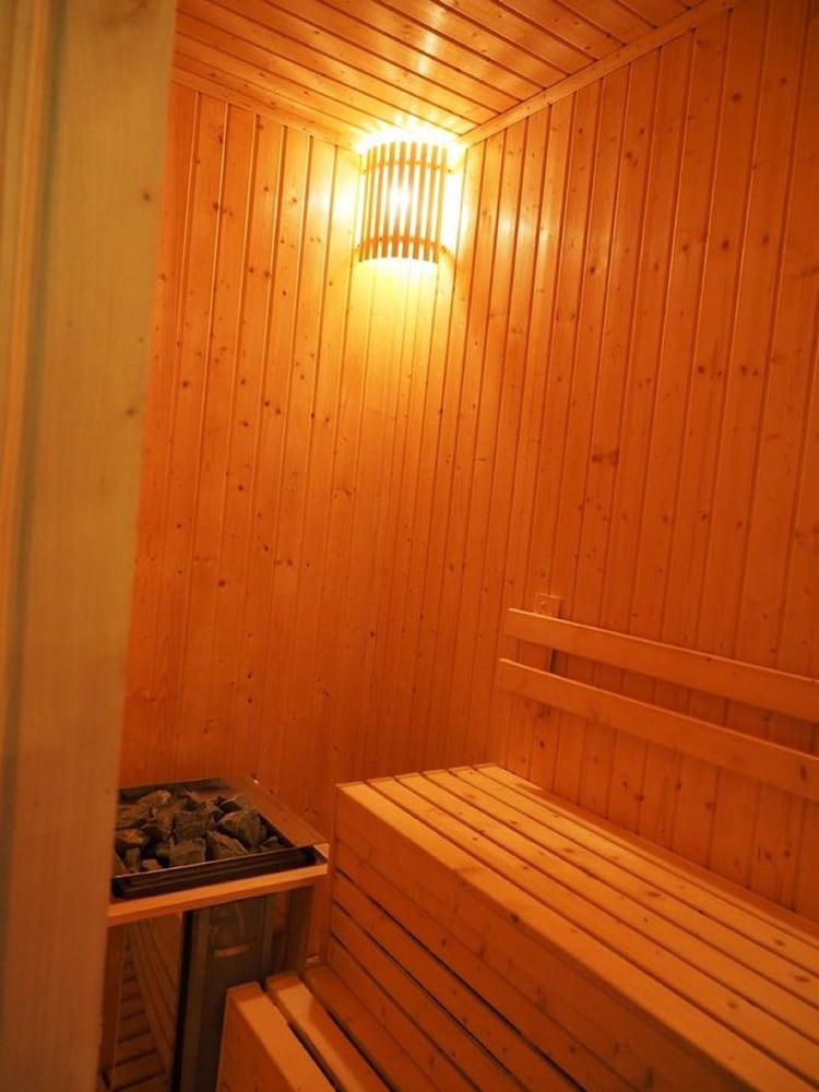 Фото Espana Condo by Som