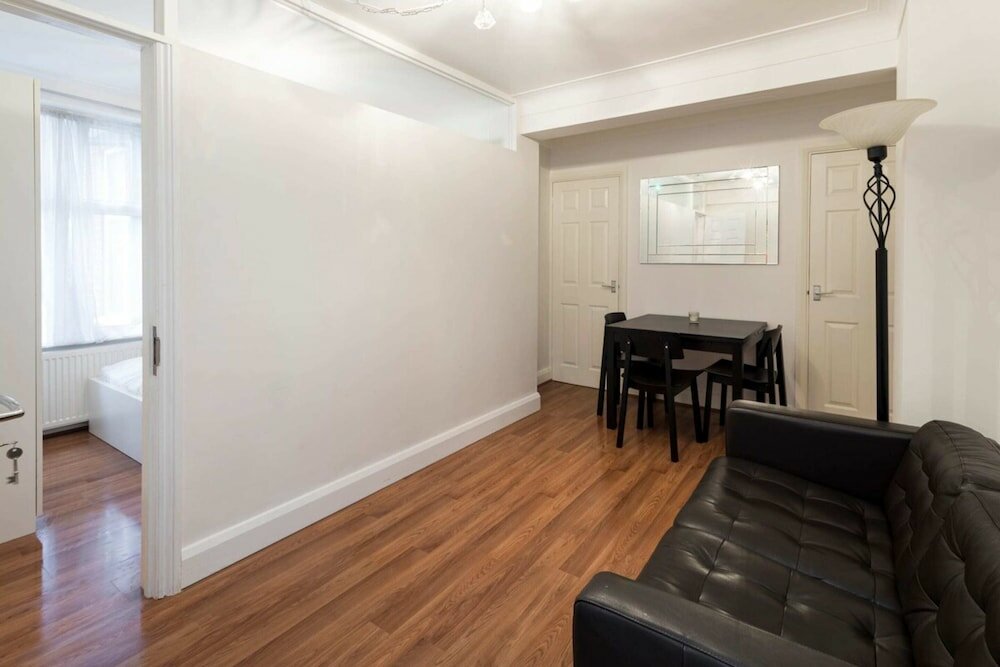 Фото Smart 2 Bed Apartment near Oxford Street & Hyde Park