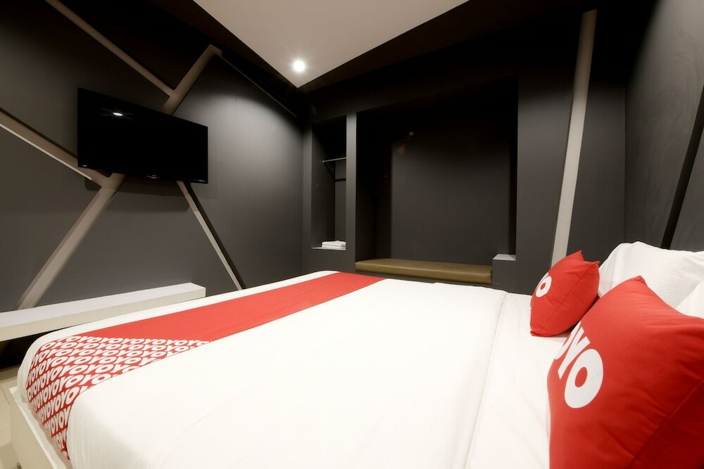 Фото Oyo 477 Sriracha Hotel And SPA