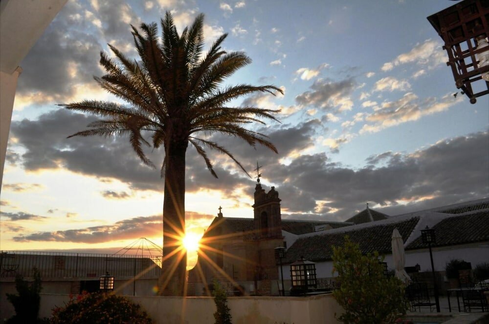 Фото La Hospederia Del Monasterio