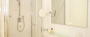 Фото A Place Like Home - Lovely Flat in Pimlico Area