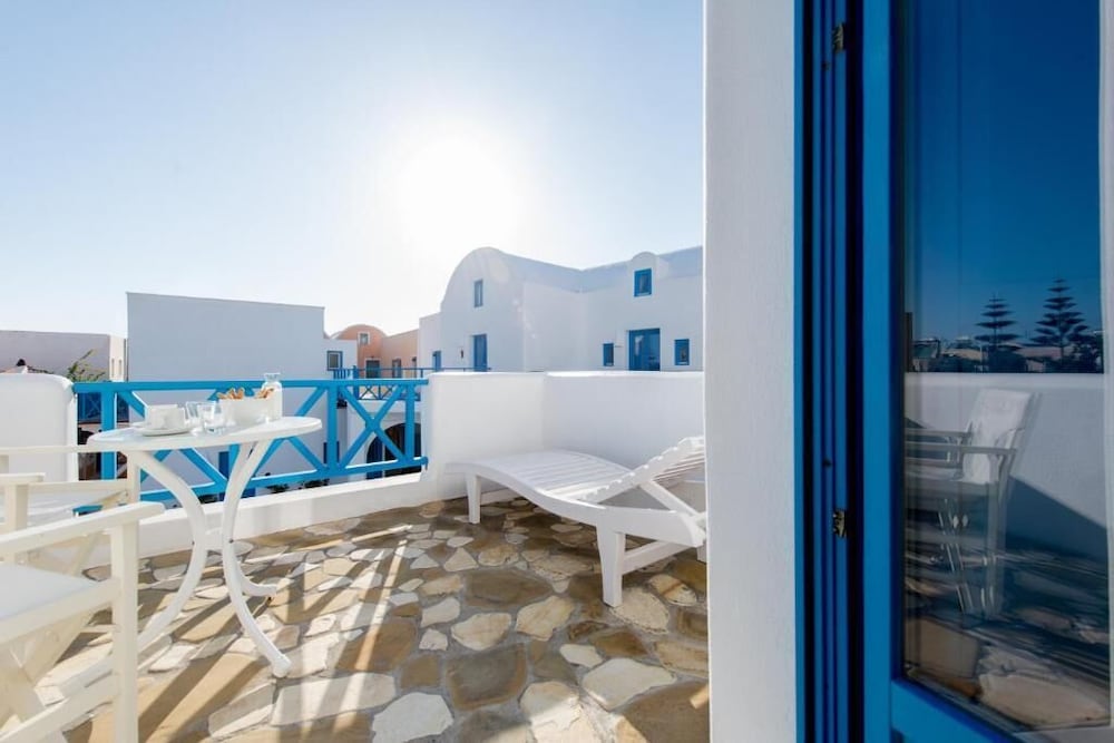 Фото Seaside by Manos