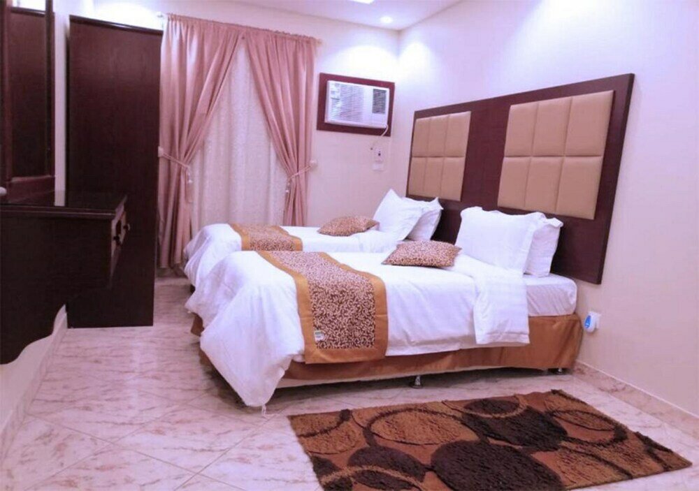 Фото Lamar Furnished Apartments