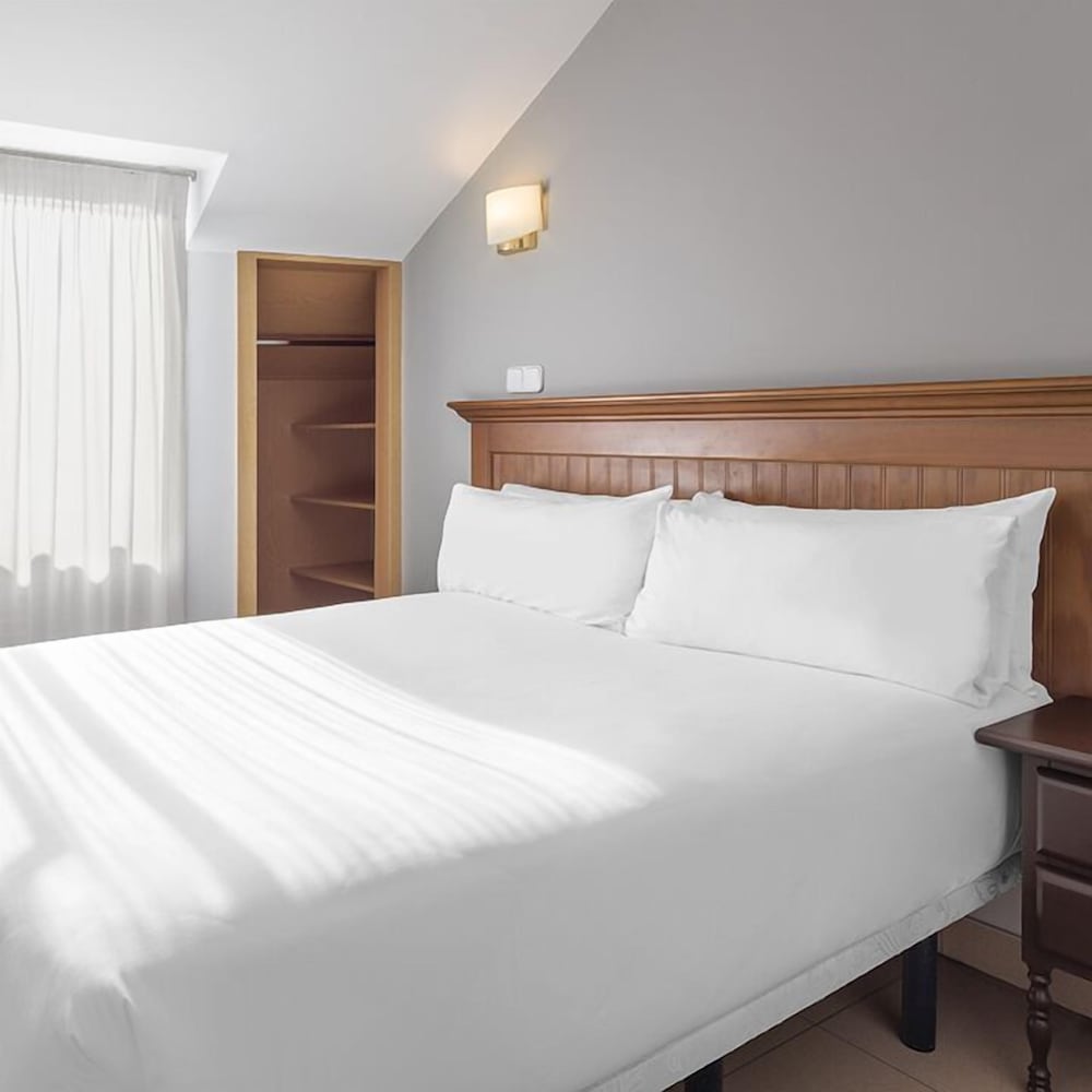 Фото Hotel Victoria Valdemoro