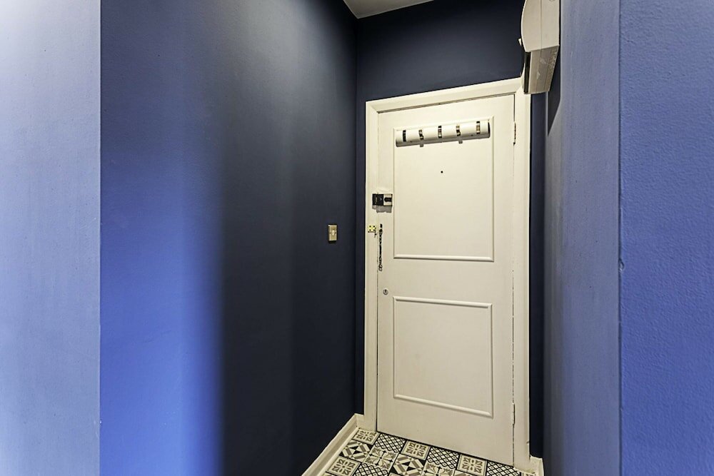 Фото Beautiful Aldgate Apartment