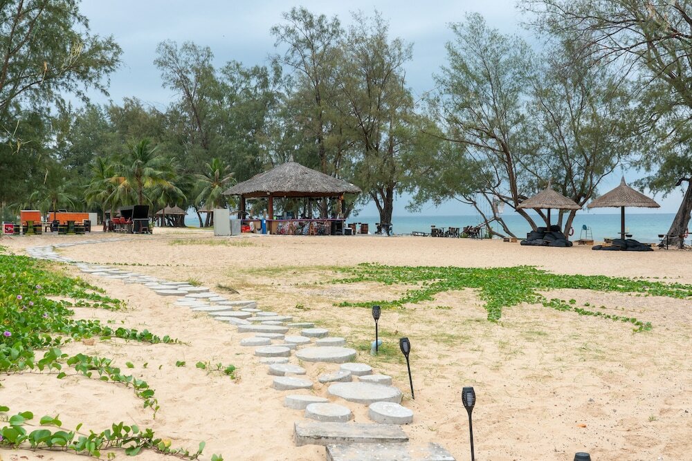 Фото 2Stay Tropical Grand World Phu Quoc