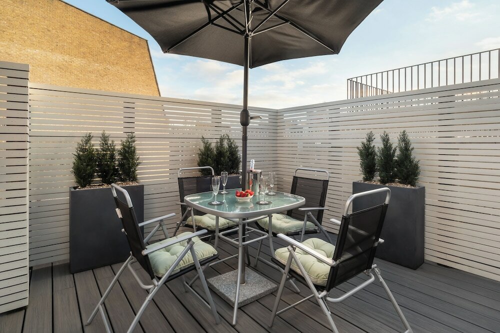 Фото Templeton Place by Supercity Aparthotels