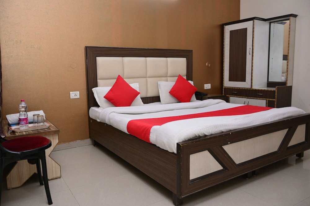 Фото Hotel Mayank Plaza near Igi Airport Terminal 3