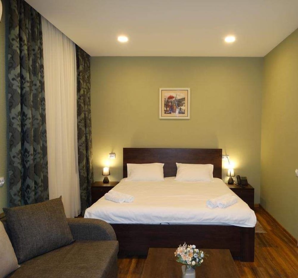 Фото Hotel Boutique Iveria