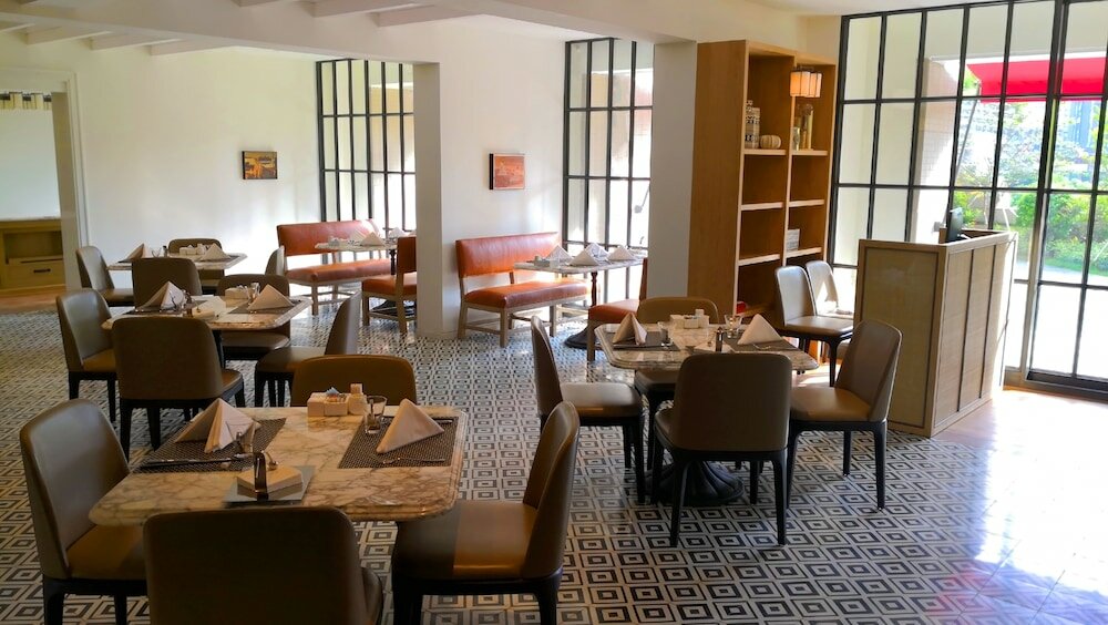 Фото The Mumian Hotel