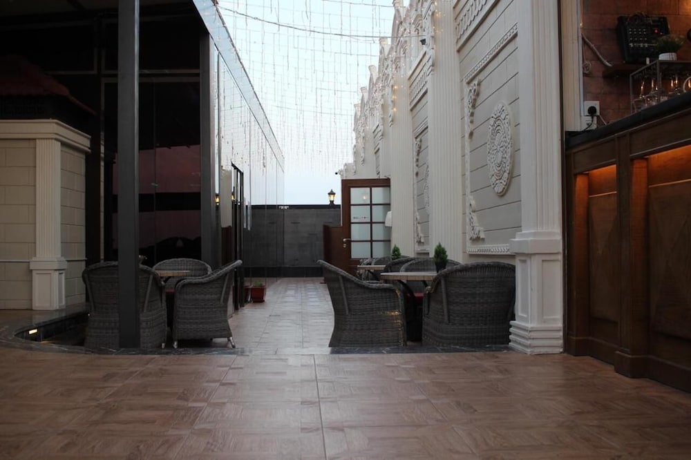 Фото Banan Hotel Suite