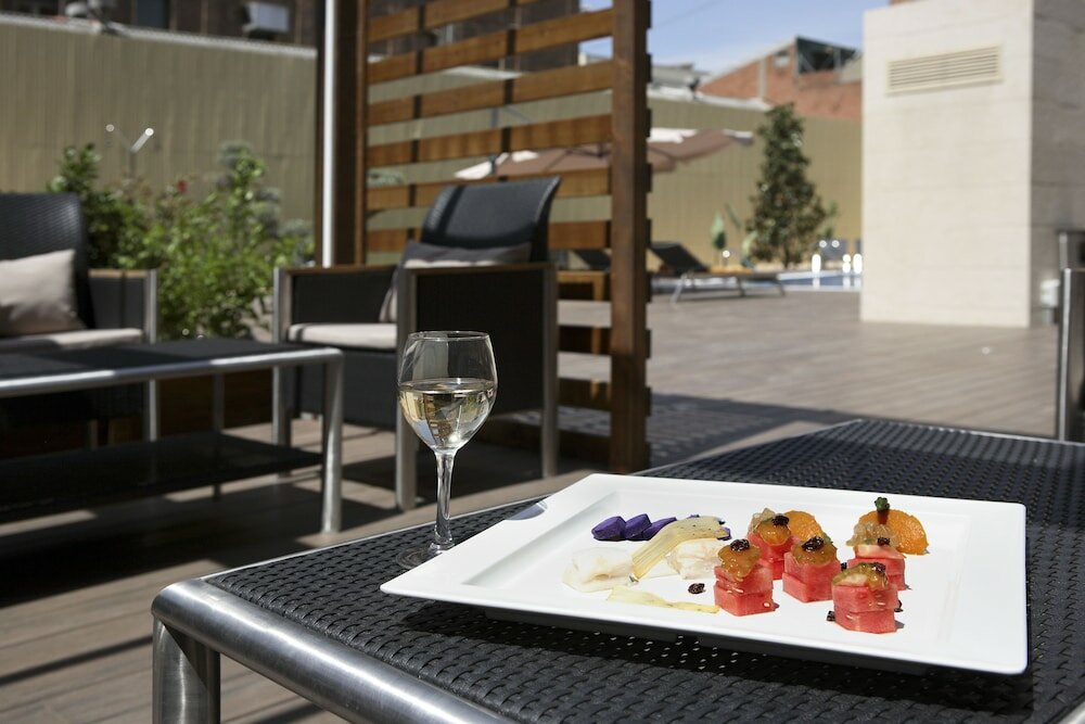 Фото Hotel & SPA Villa Olímpic@ Suites