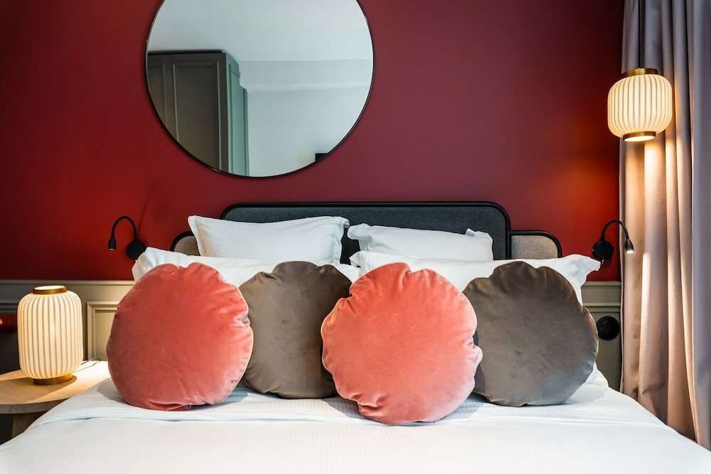 Фото La Dépendance