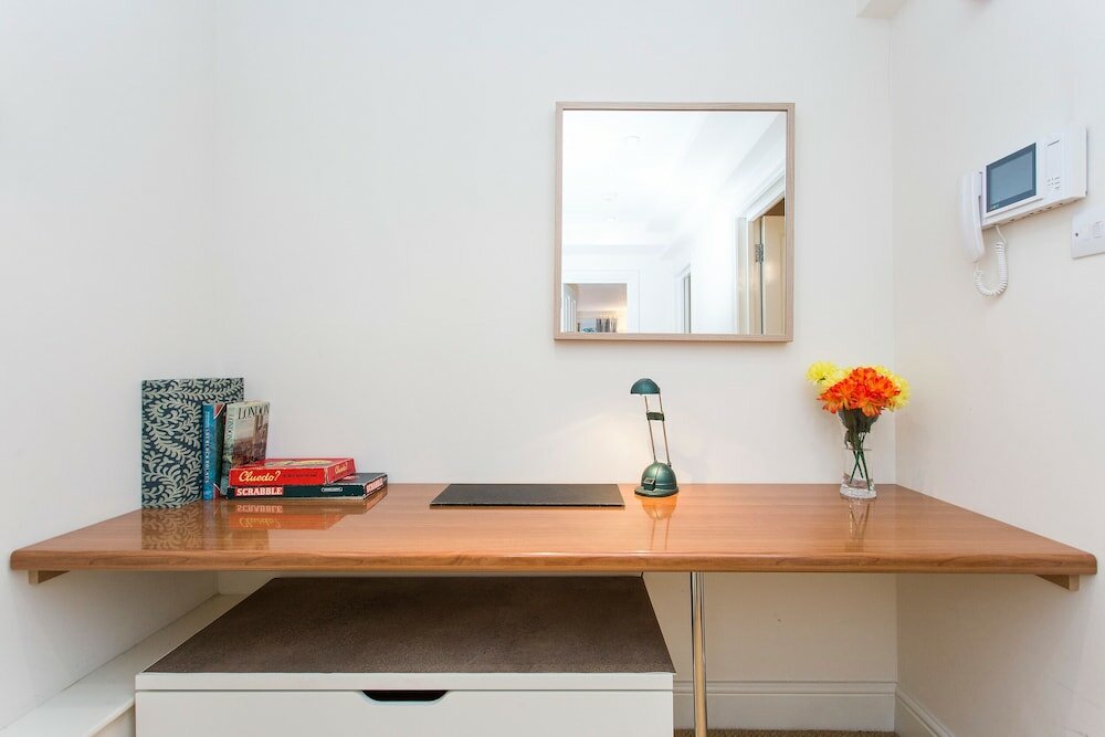 Фото Altido Modern 2 bed flat in Central London, sleeps 6