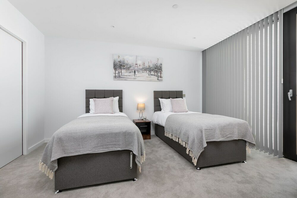 Фото Lt Greenwich 3 Bed Townhouse