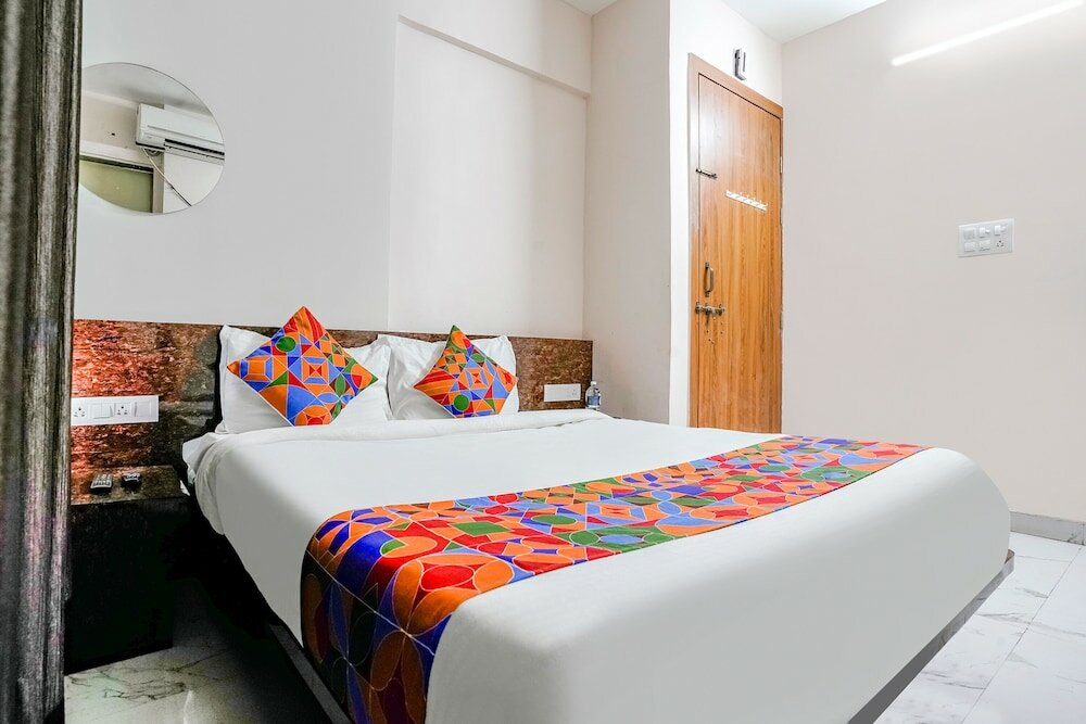 Фото Fabhotel Wakad Villa