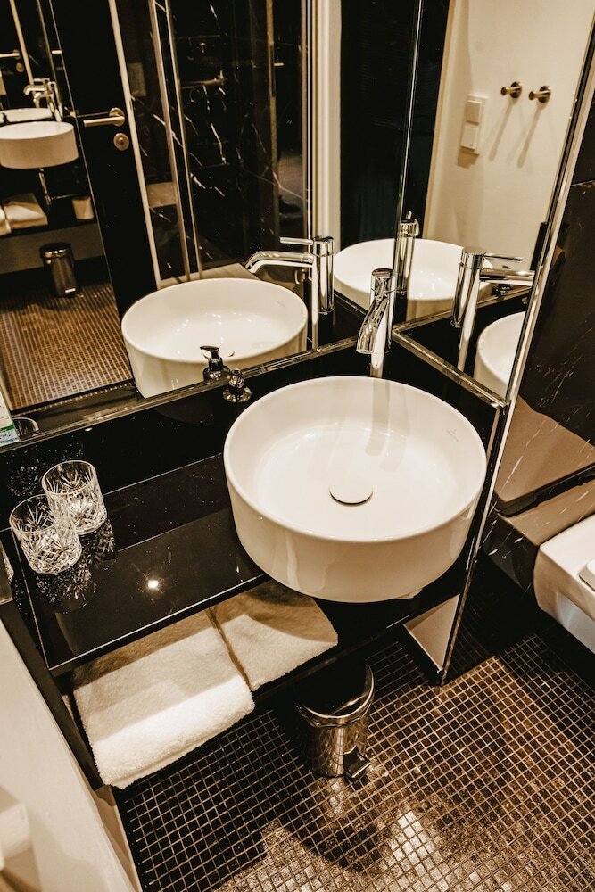 Фото The Bridgge Grand Boutique Hotel