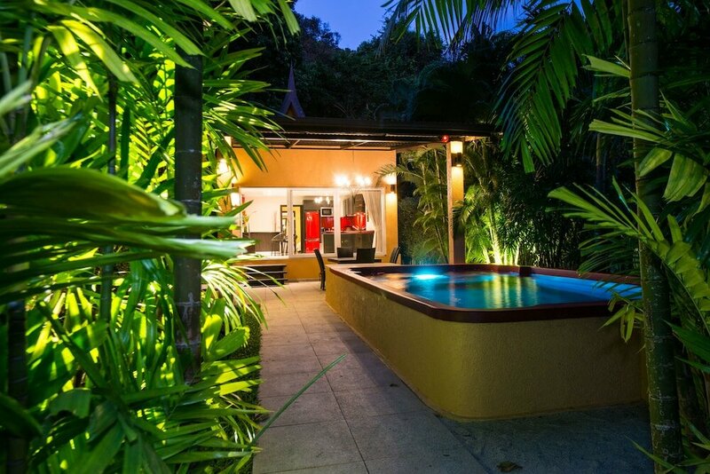 Гостиница Red Sunset Private Pool Villa - Hotel Managed в Ко Чанге